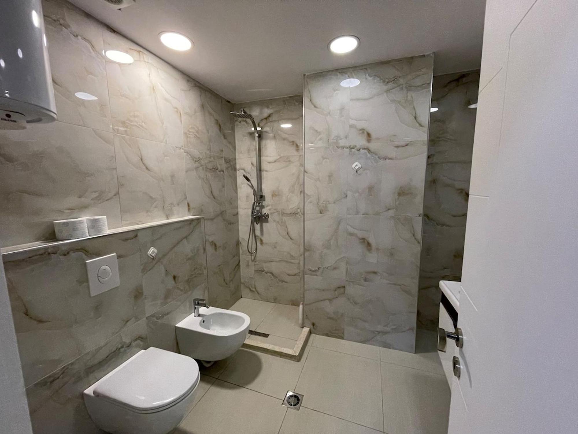 Boutique 3 - Cozy Central 1-Bedroom Apartment